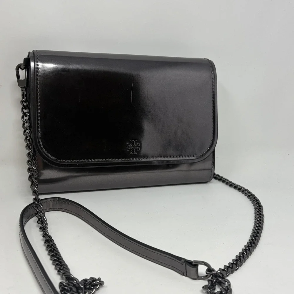 Tory Burch Emerson‎ Patent Chain Wallet Gunmetal Metallic Crossbody